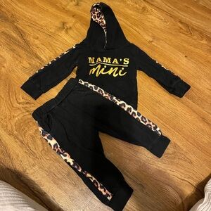 Black 'Mama's Mini' Hoodie and Pants Set